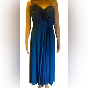 Betsy & Adam sleeveless gown